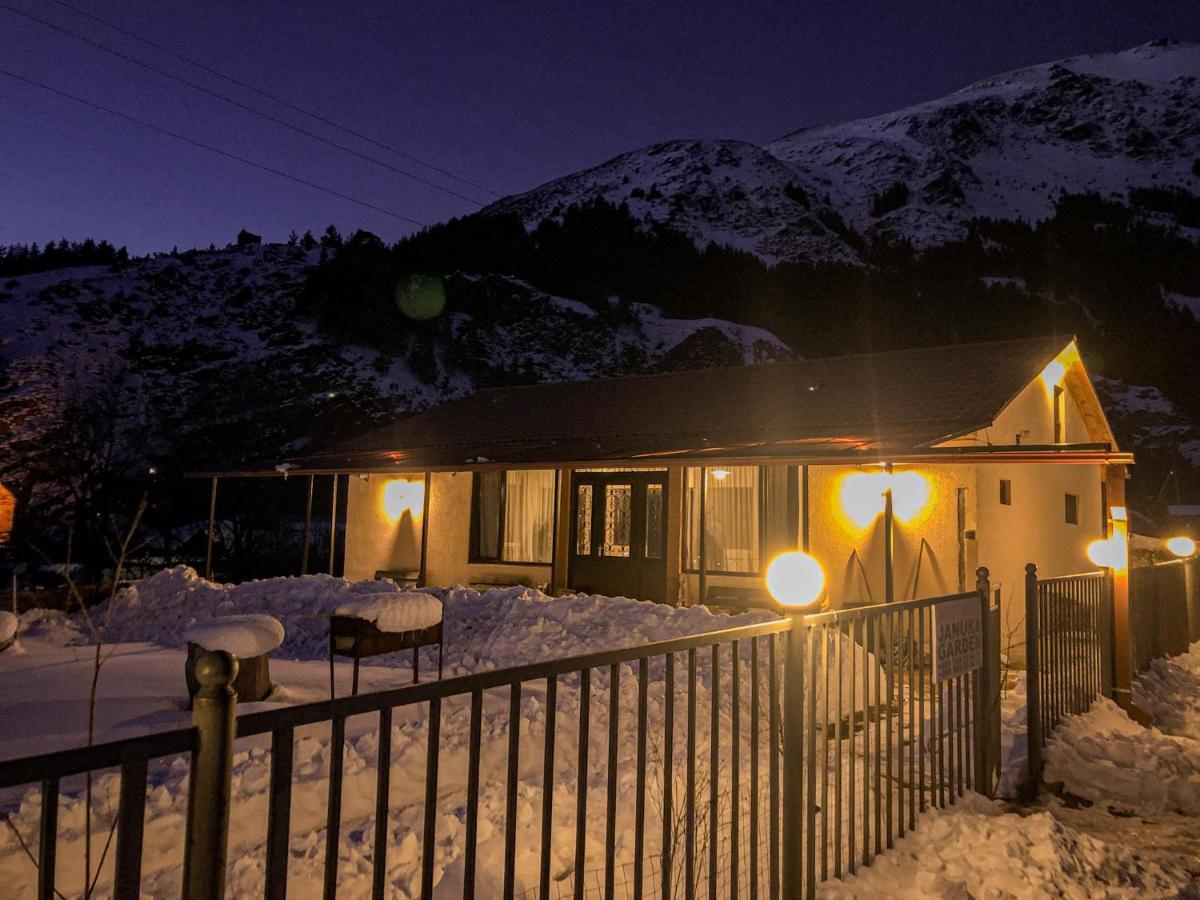 januka garden sno Villa Kazbegi Bagian luar foto